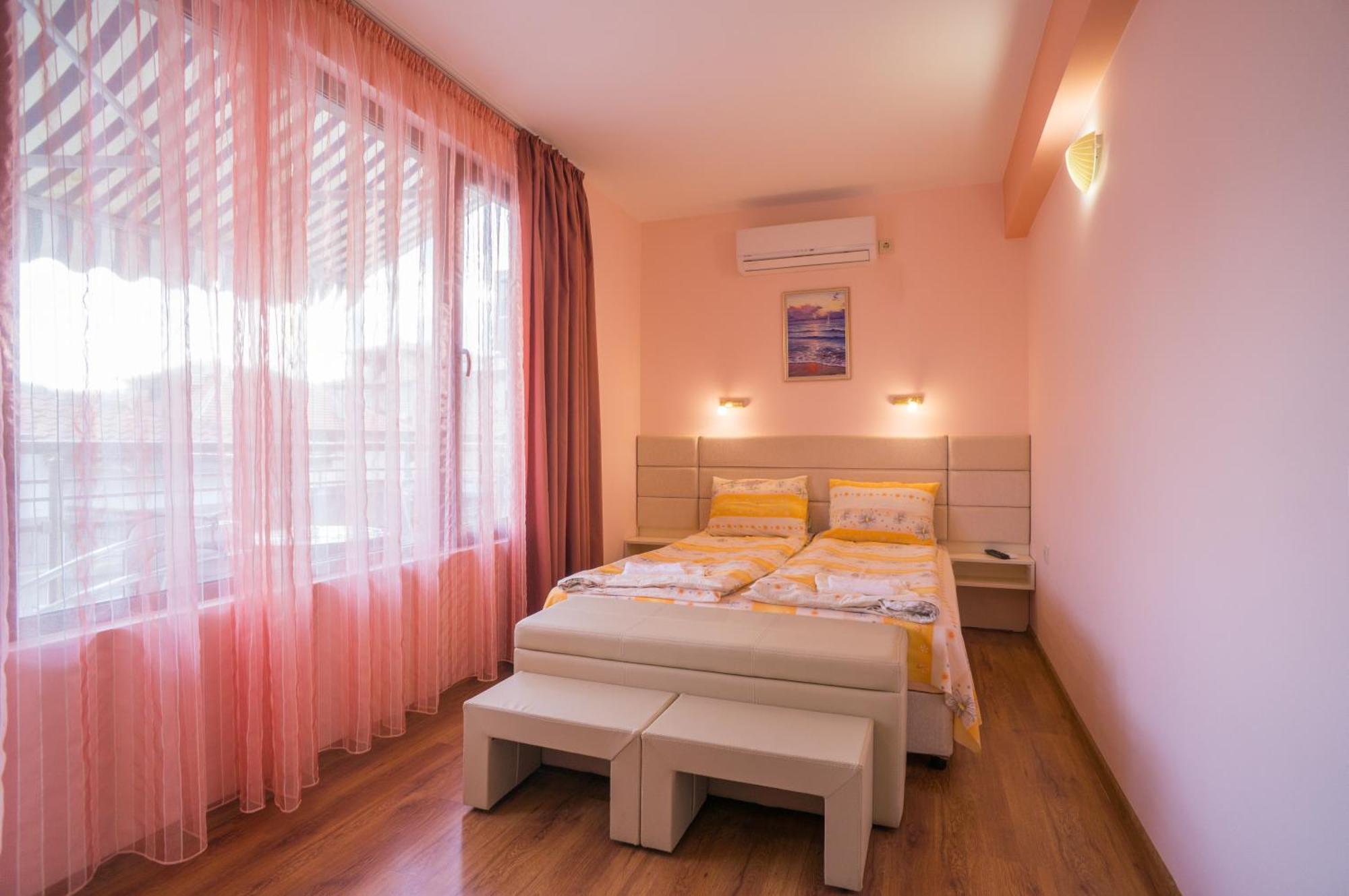 Guest House Karamihalevi Sozopol Exterior photo